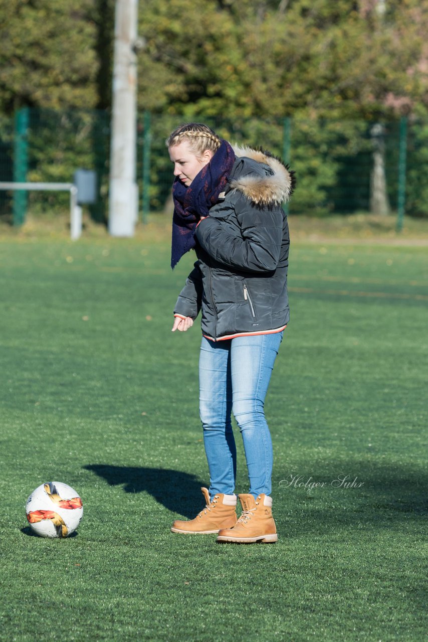 Bild 161 - Frauen SV Henstedt Ulzburg II - TSV Russee : Ergebnis: 6:0